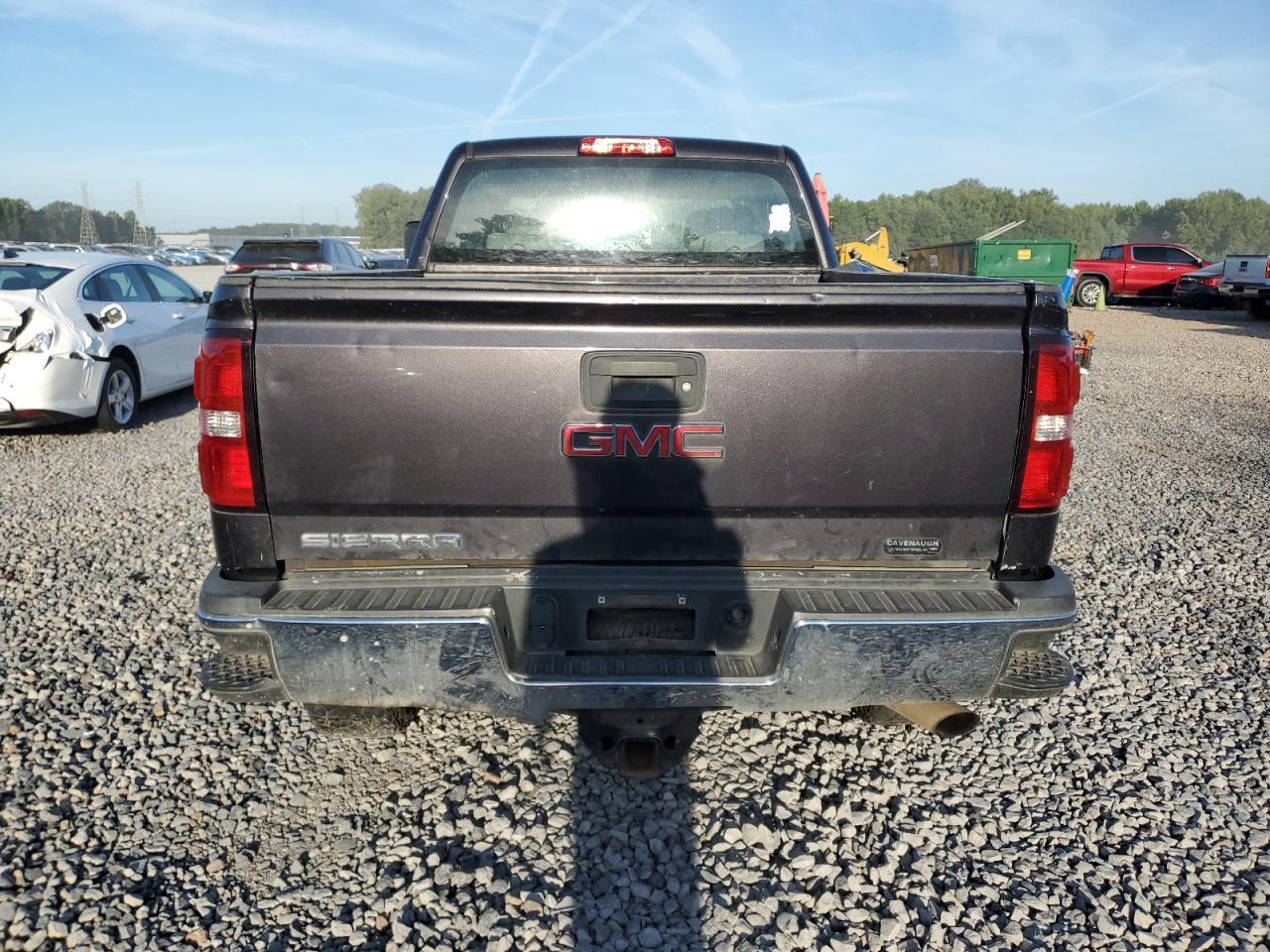 2016 GMC Sierra K2500 Heavy Duty - Image 6