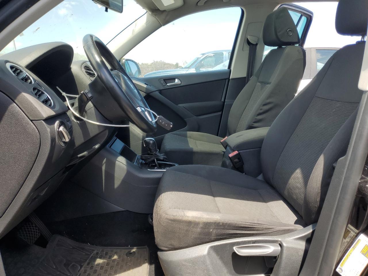 2013 Volkswagen Tiguan S - Фото 7