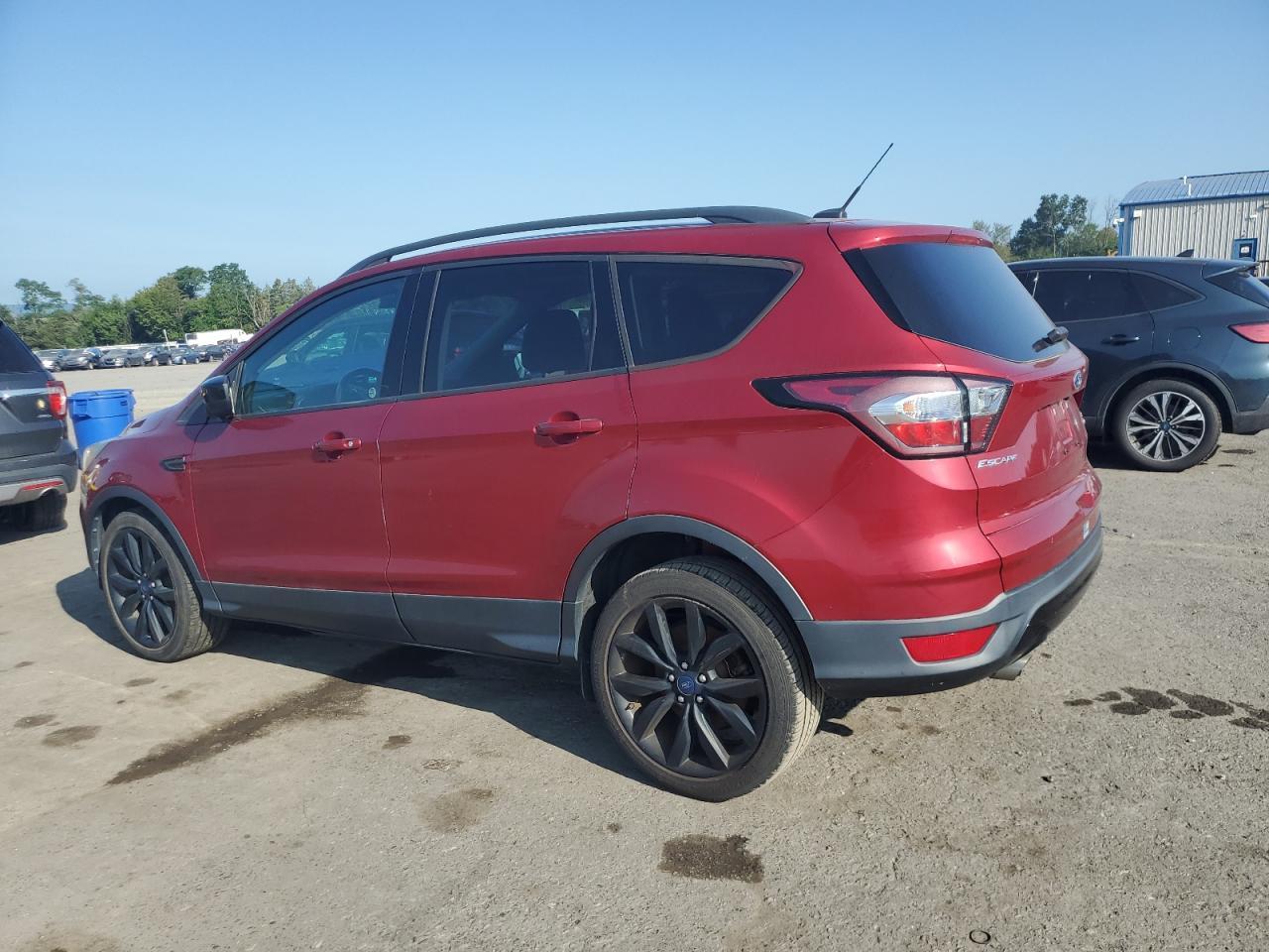 2017 Ford Escape Se - Фото 2