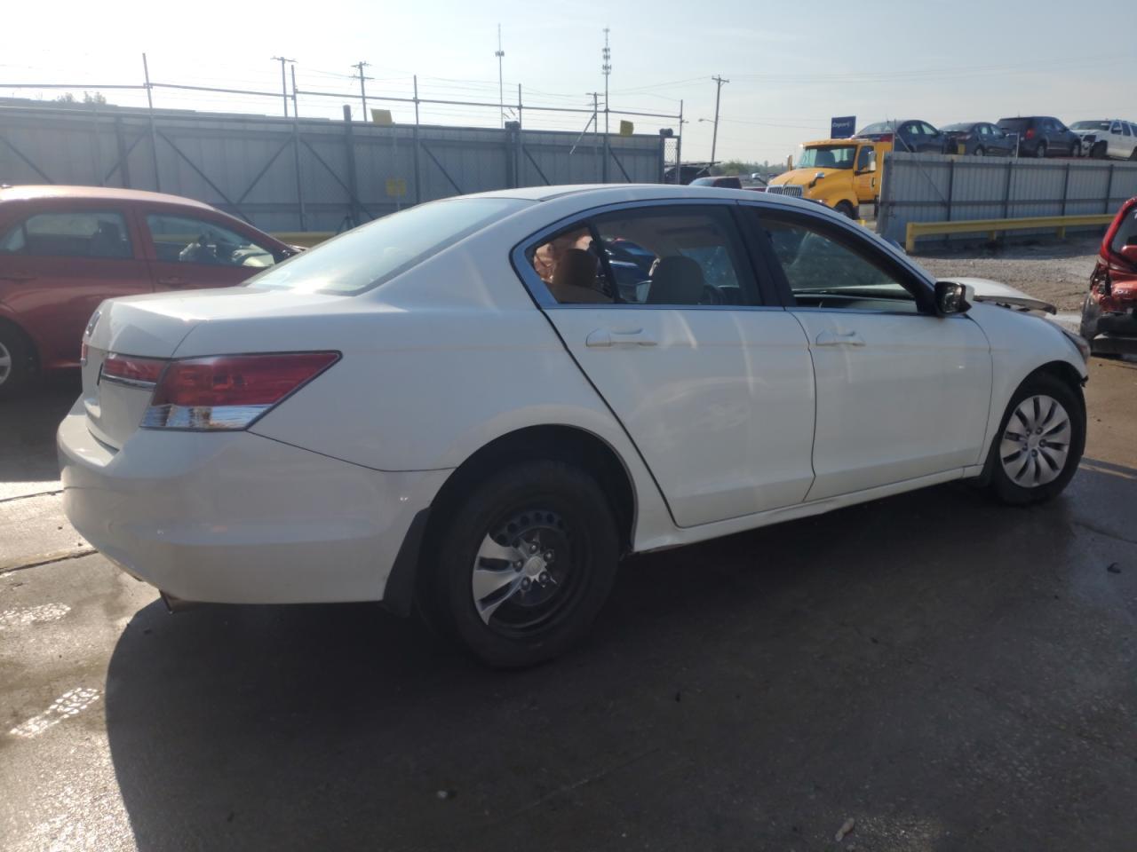 2012 Honda Accord Lx - Фото 3