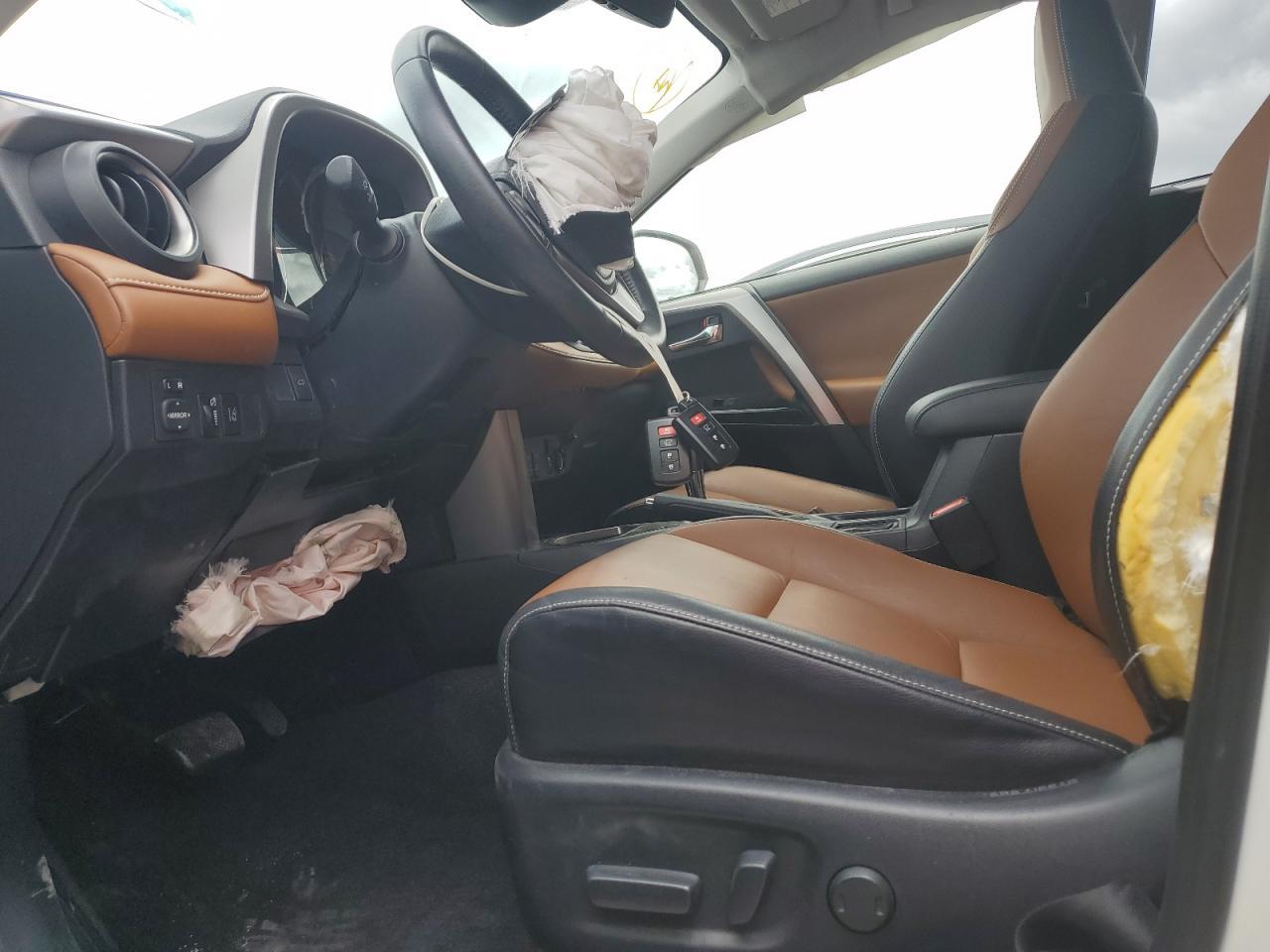 2016 Toyota Rav4 Hv Limited - Image 7