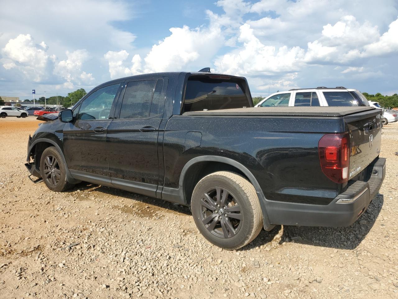 2019 Honda Ridgeline Sport - Image 2