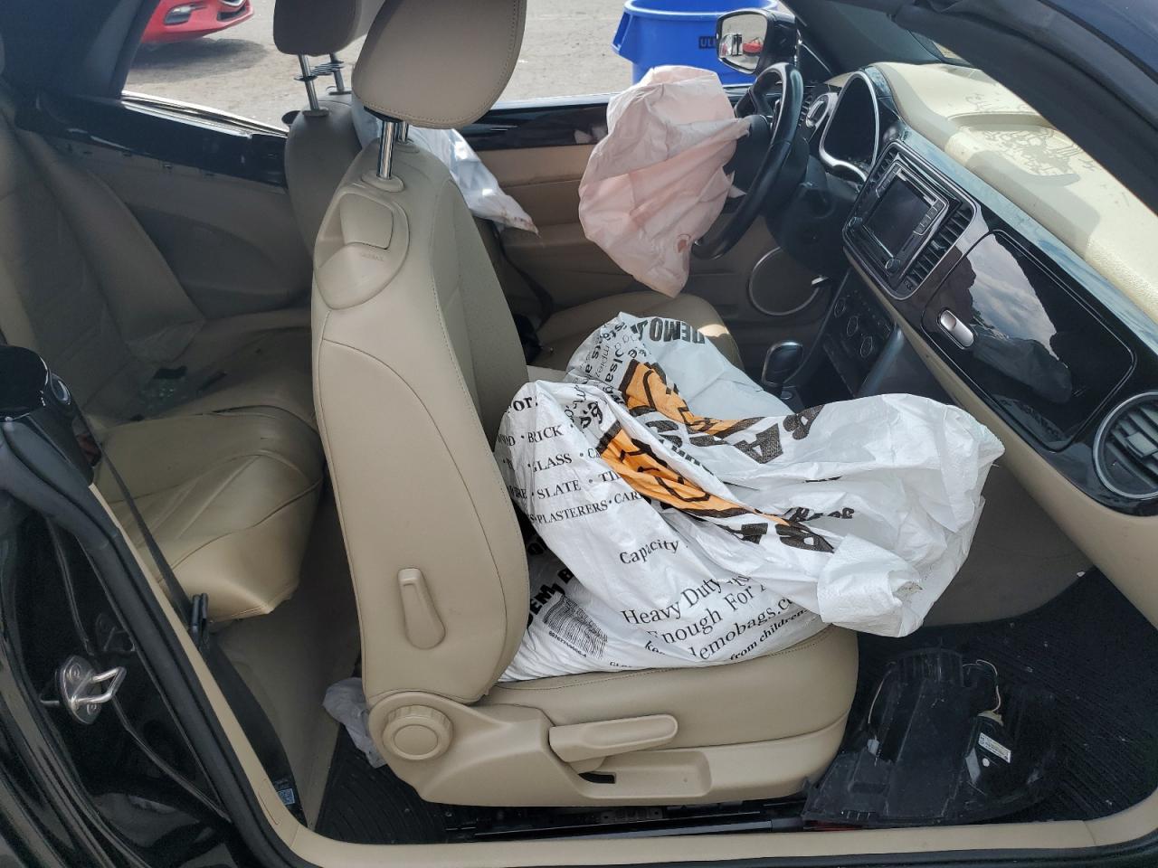 2017 Volkswagen Beetle S/Se - Фото 7