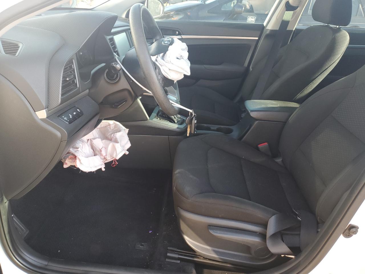 2020 Hyundai Elantra Sel - Фото 7