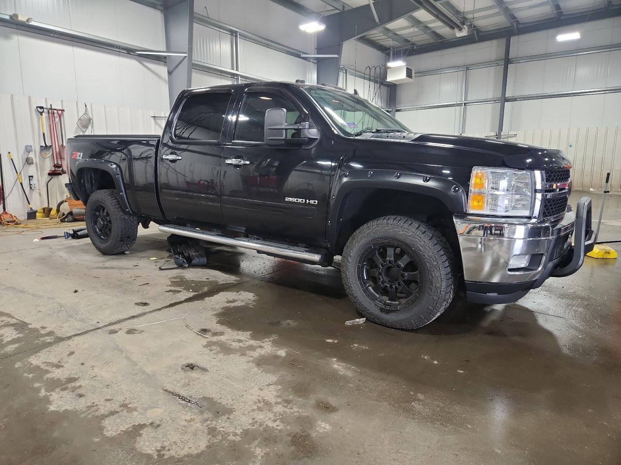2012 Chevrolet Silverado K2500 Heavy Duty Ltz - Image 4