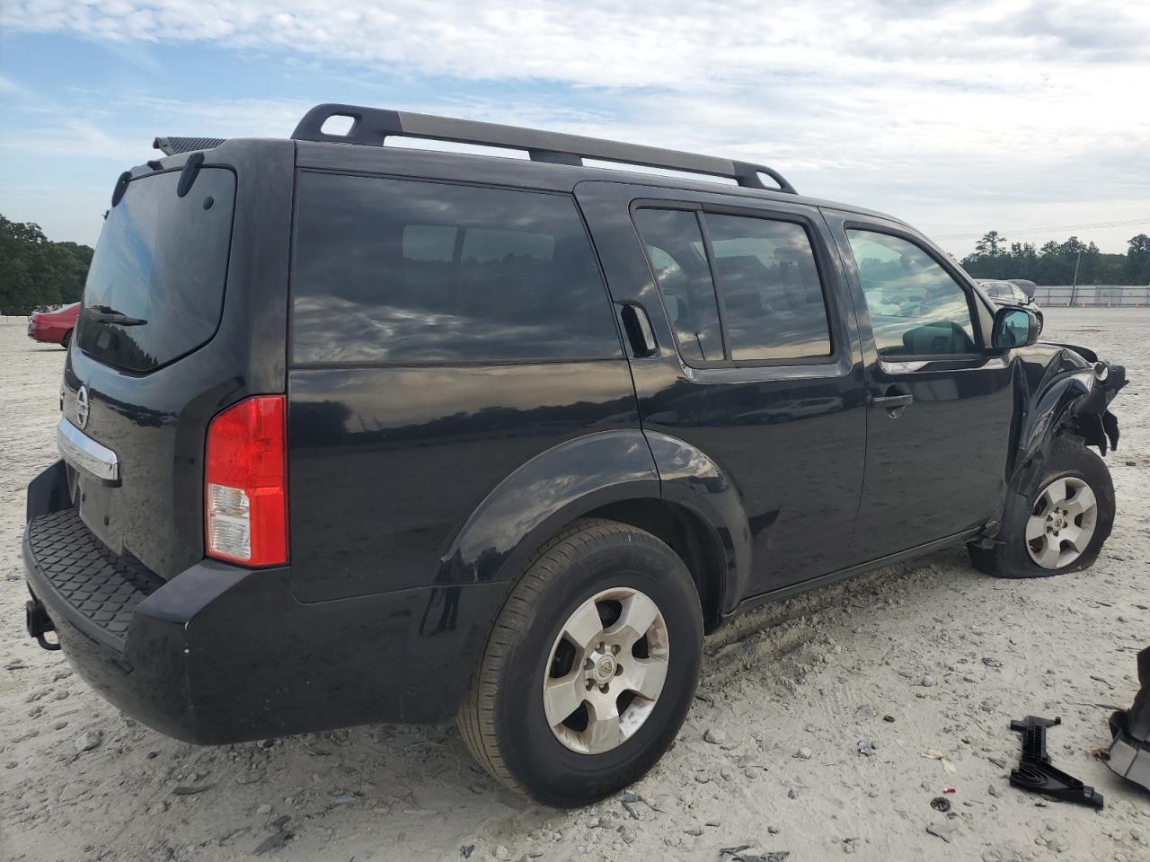 2012 Nissan Pathfinder S - Фото 3