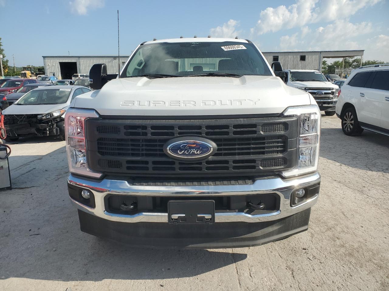 2024 Ford F250 Super Duty - Фото 5