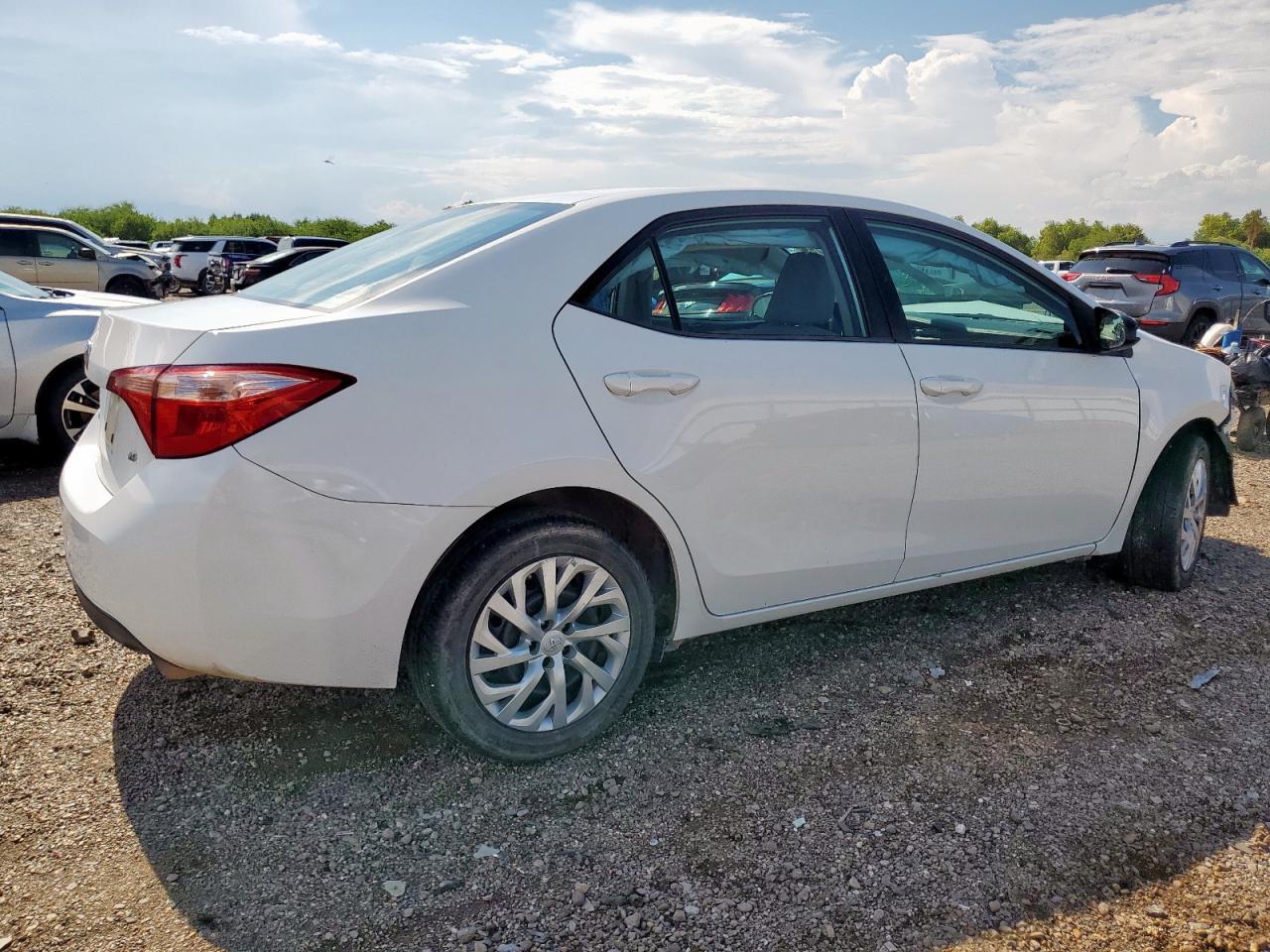 2017 Toyota Corolla L - Image 3