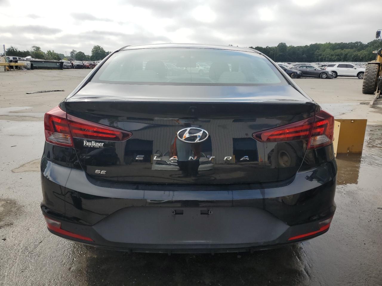 2020 Hyundai Elantra - Фото 6