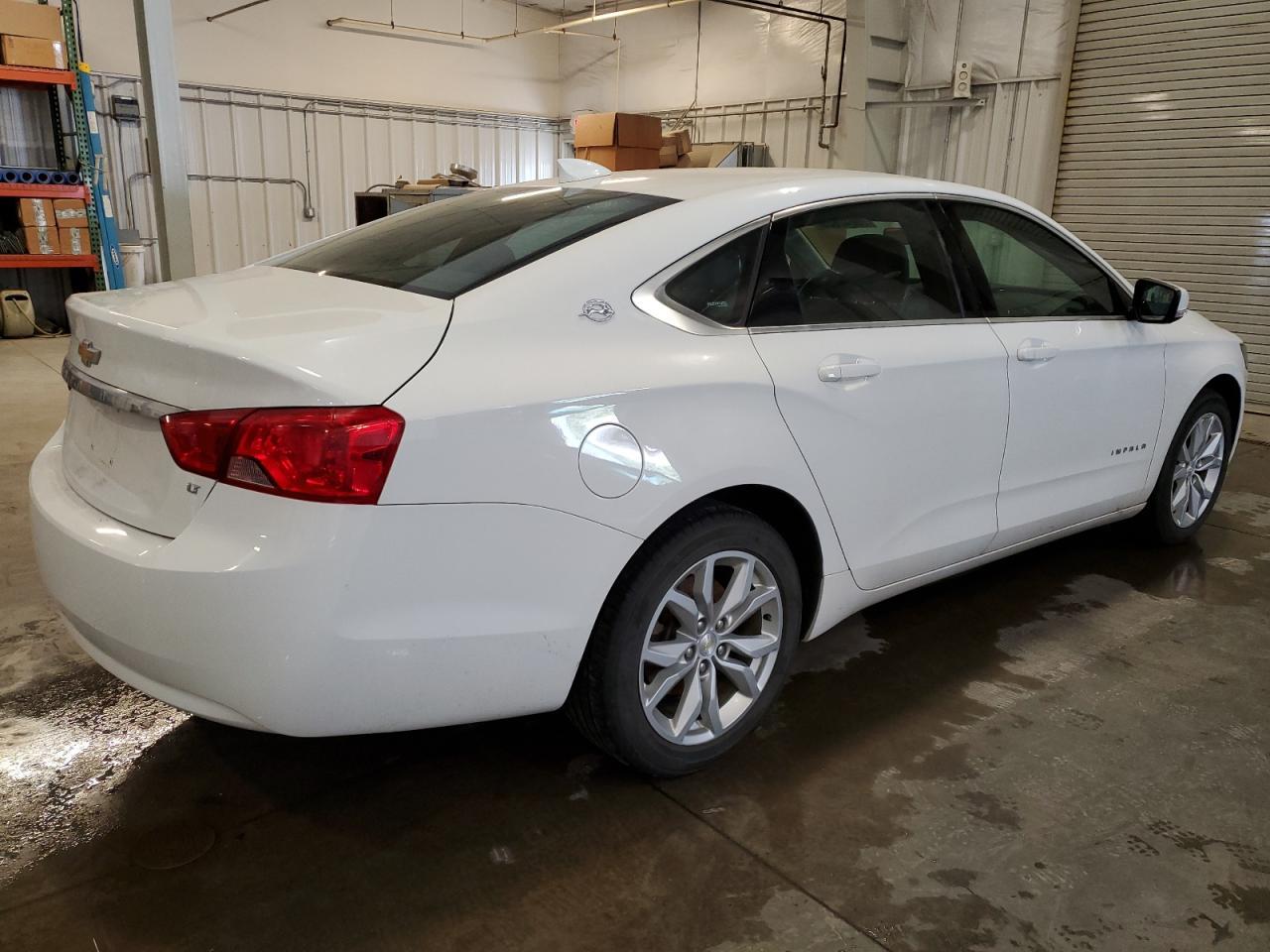 2017 Chevrolet Impala Lt - Фото 3