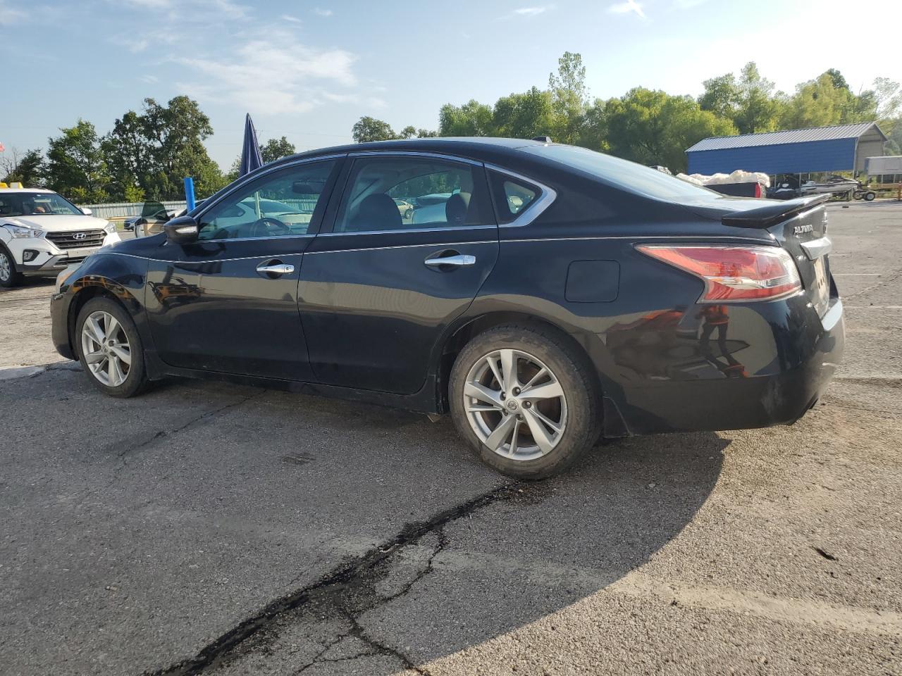 2015 Nissan Altima 2.5 - Image 2