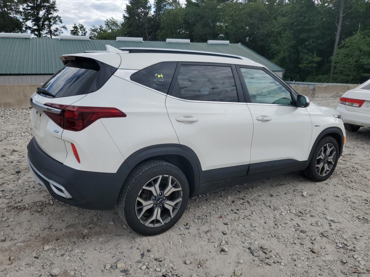 2021 Kia Seltos Ex - Image 3