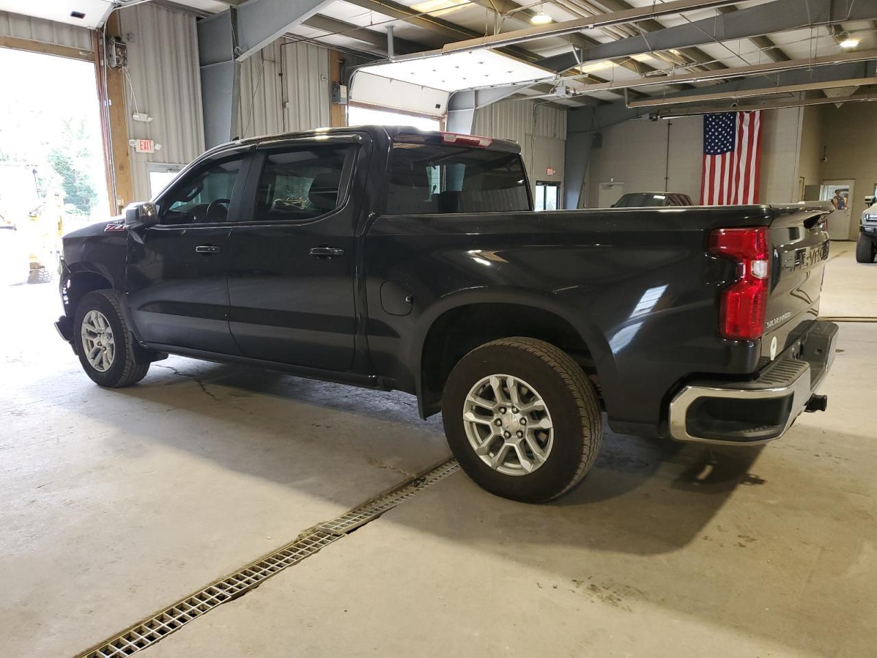 2022 Chevrolet Silverado K1500 Lt - Фото 2