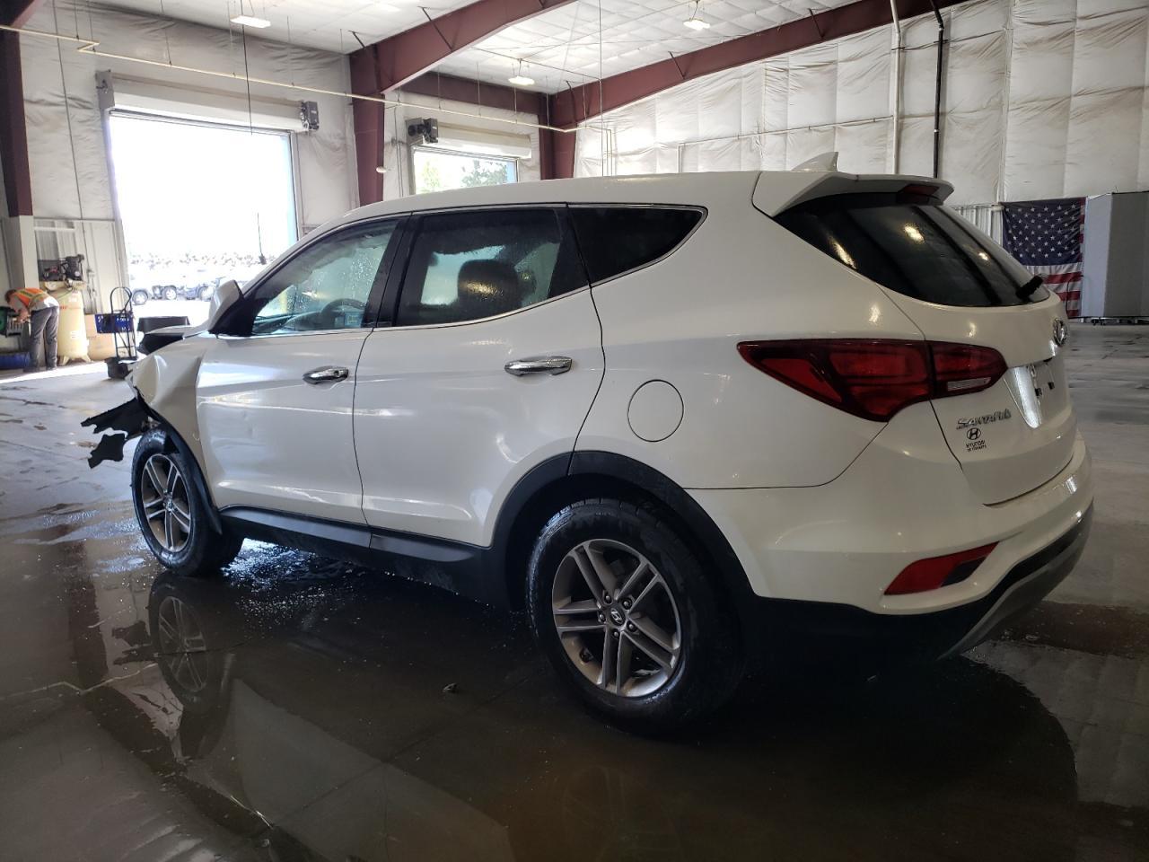 2017 Hyundai Santa Fe Sport - Image 2