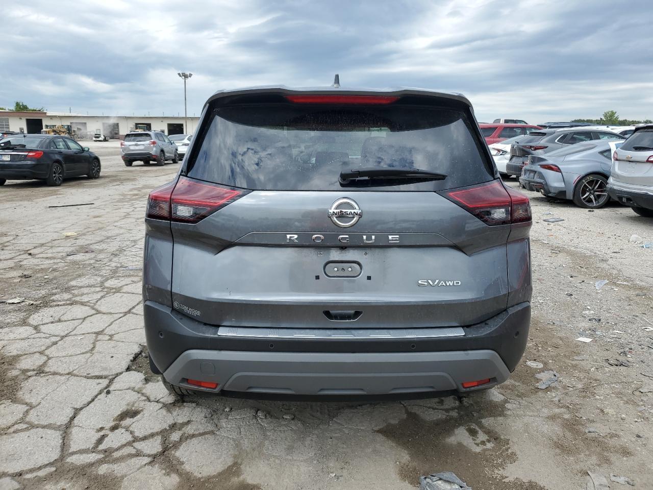 2021 Nissan Rogue Sv - Image 6