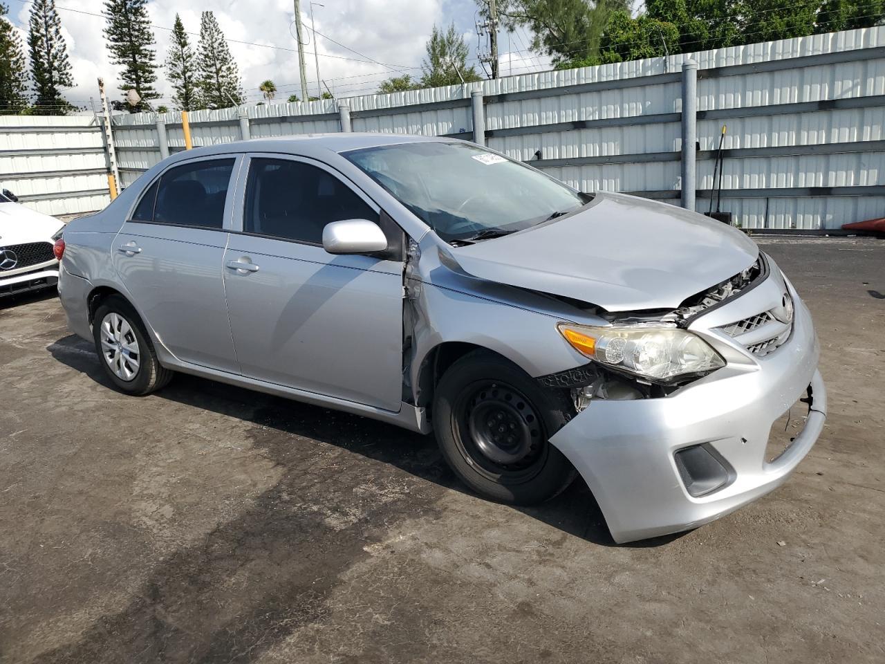 2013 Toyota Corolla Base Base - Image 4