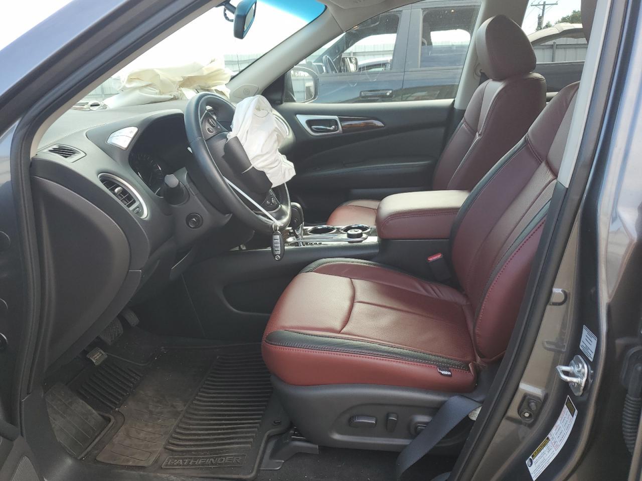 2016 Nissan Pathfinder S - Фото 7