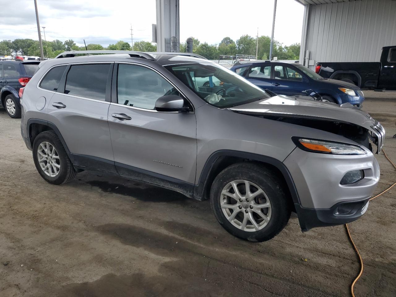 2018 Jeep Cherokee Latitude Plus - Фото 4