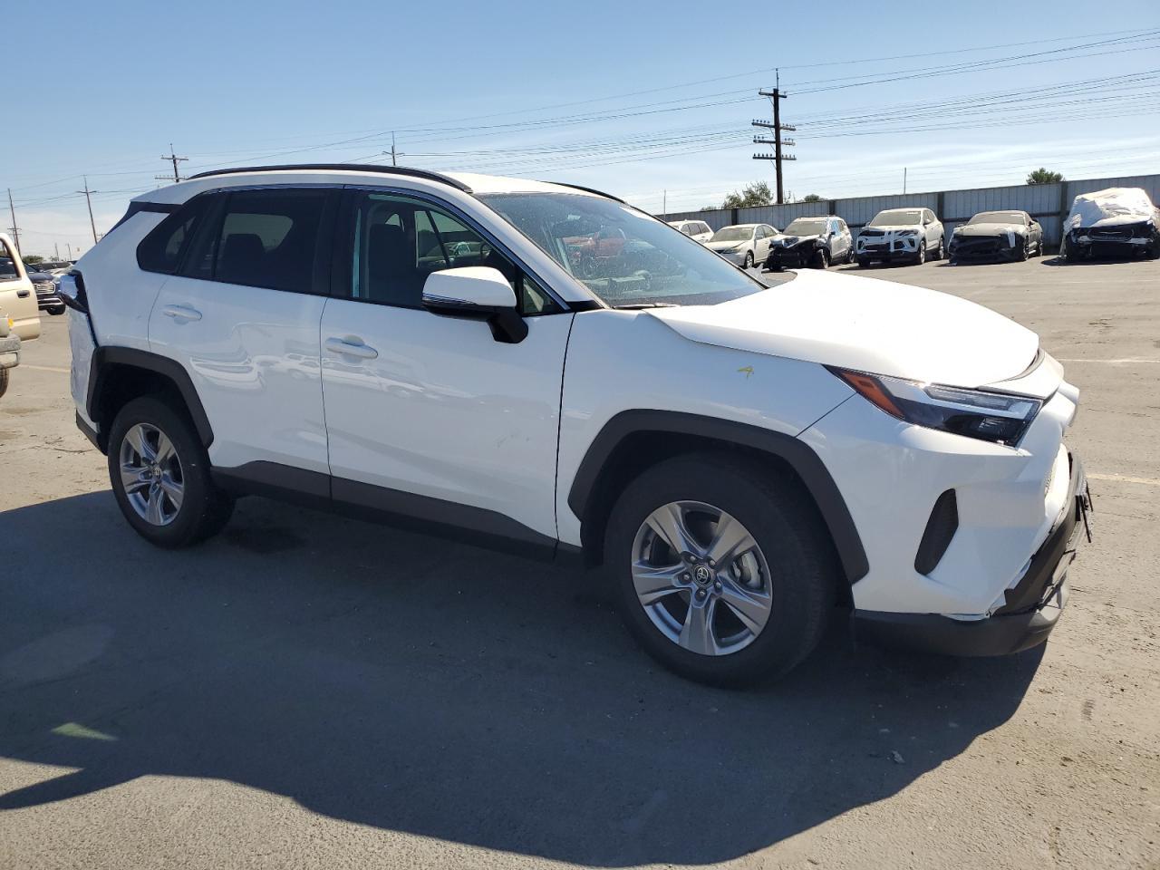 2024 Toyota Rav4 Xle - Фото 4