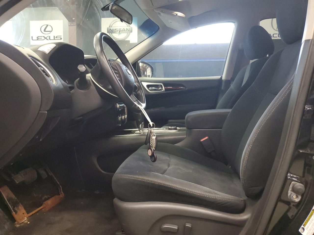 2013 Nissan Pathfinder S - Image 7