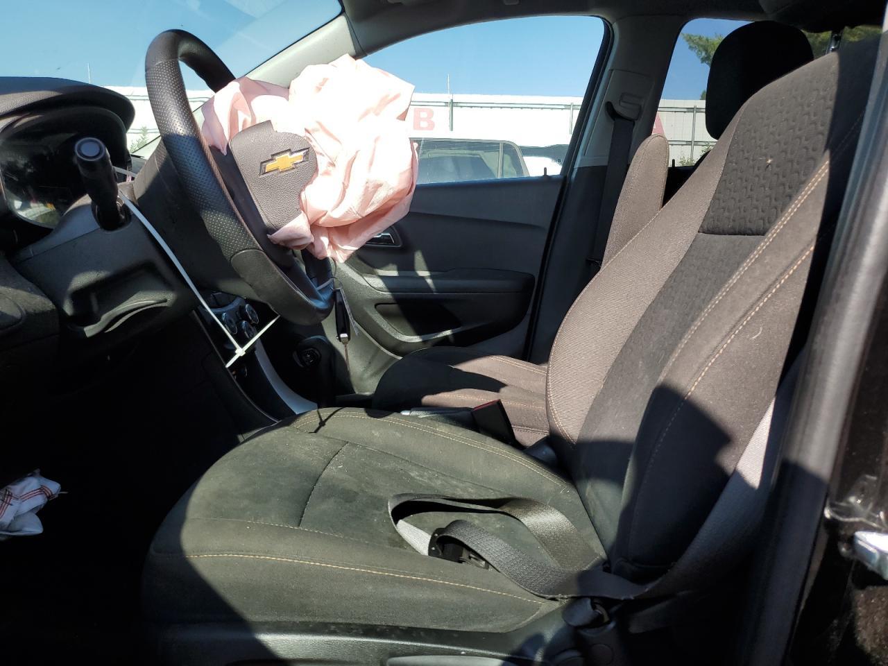 2020 Chevrolet Trax Ls - Image 7