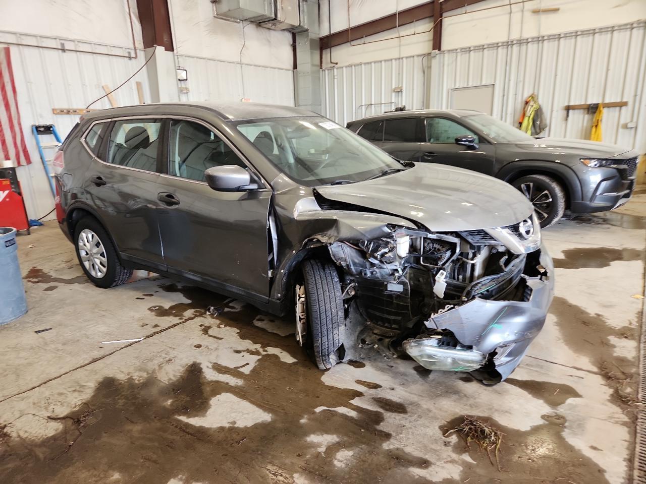 2016 Nissan Rogue S - Image 4