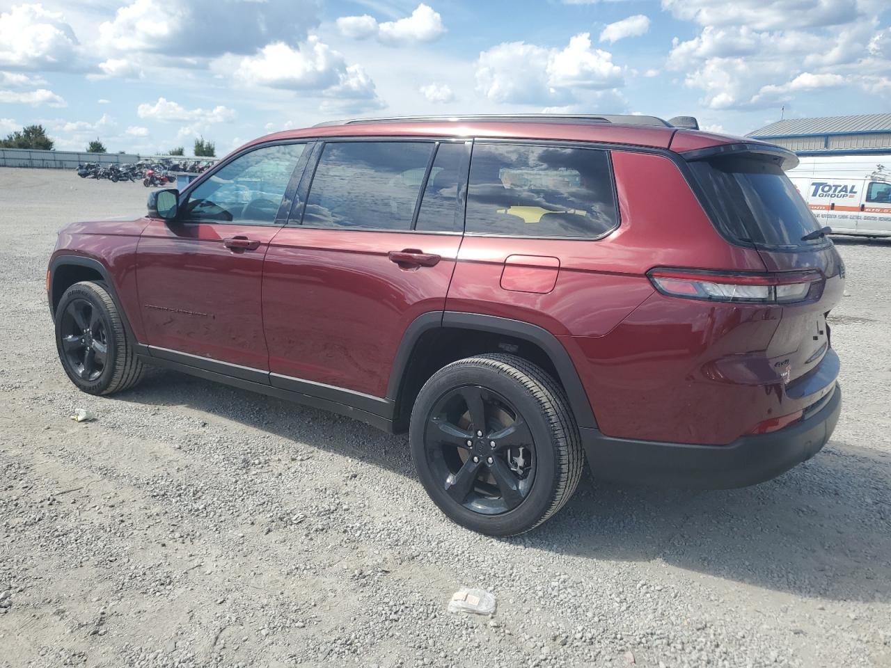 2025 Jeep Grand Cherokee L Laredo - Фото 2