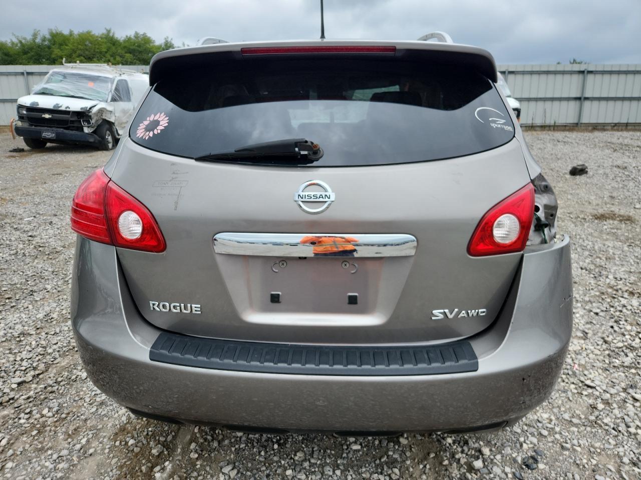 2013 Nissan Rogue S - Фото 6