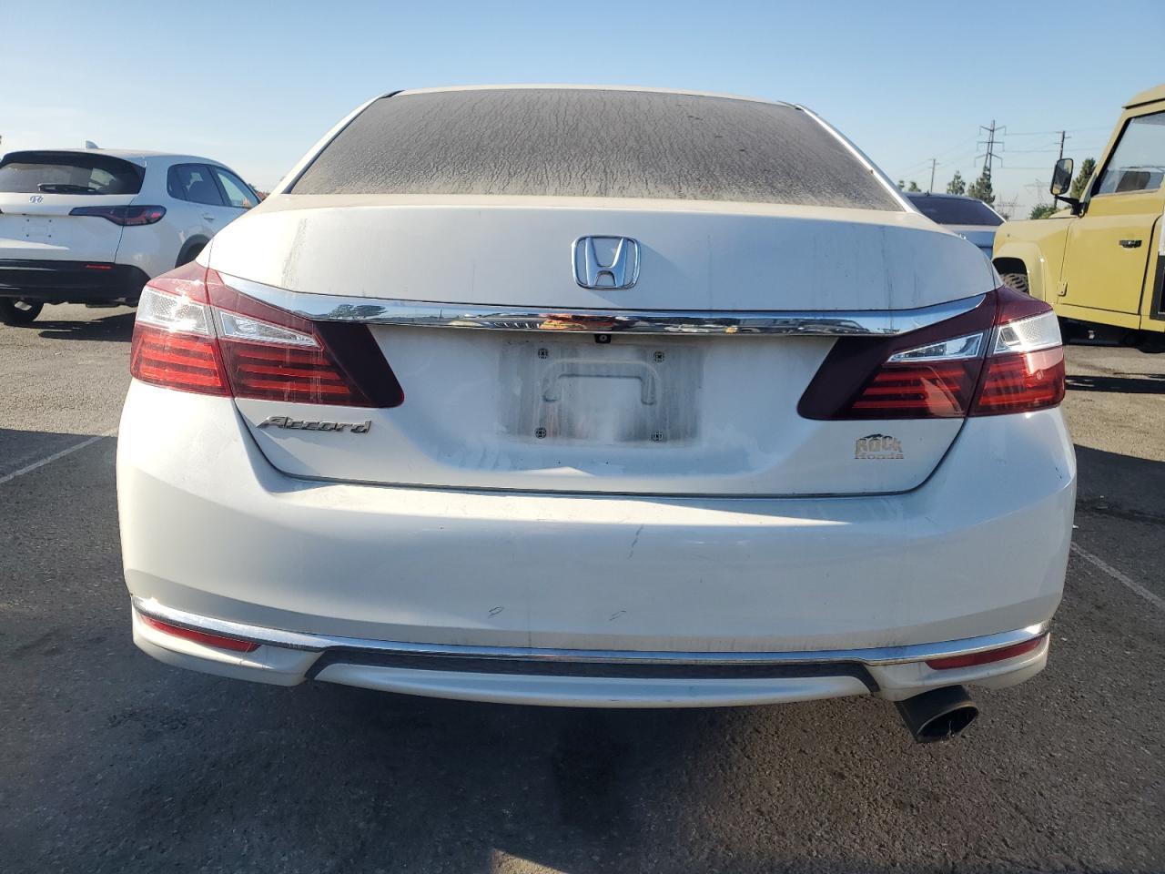 2017 Honda Accord Lx - Фото 6