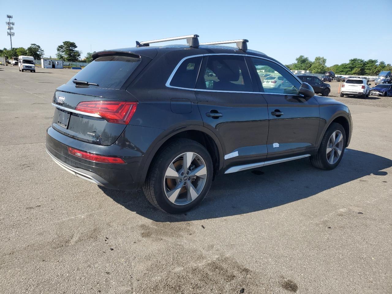 2023 Audi Q5 Premium Plus 40 - Image 3