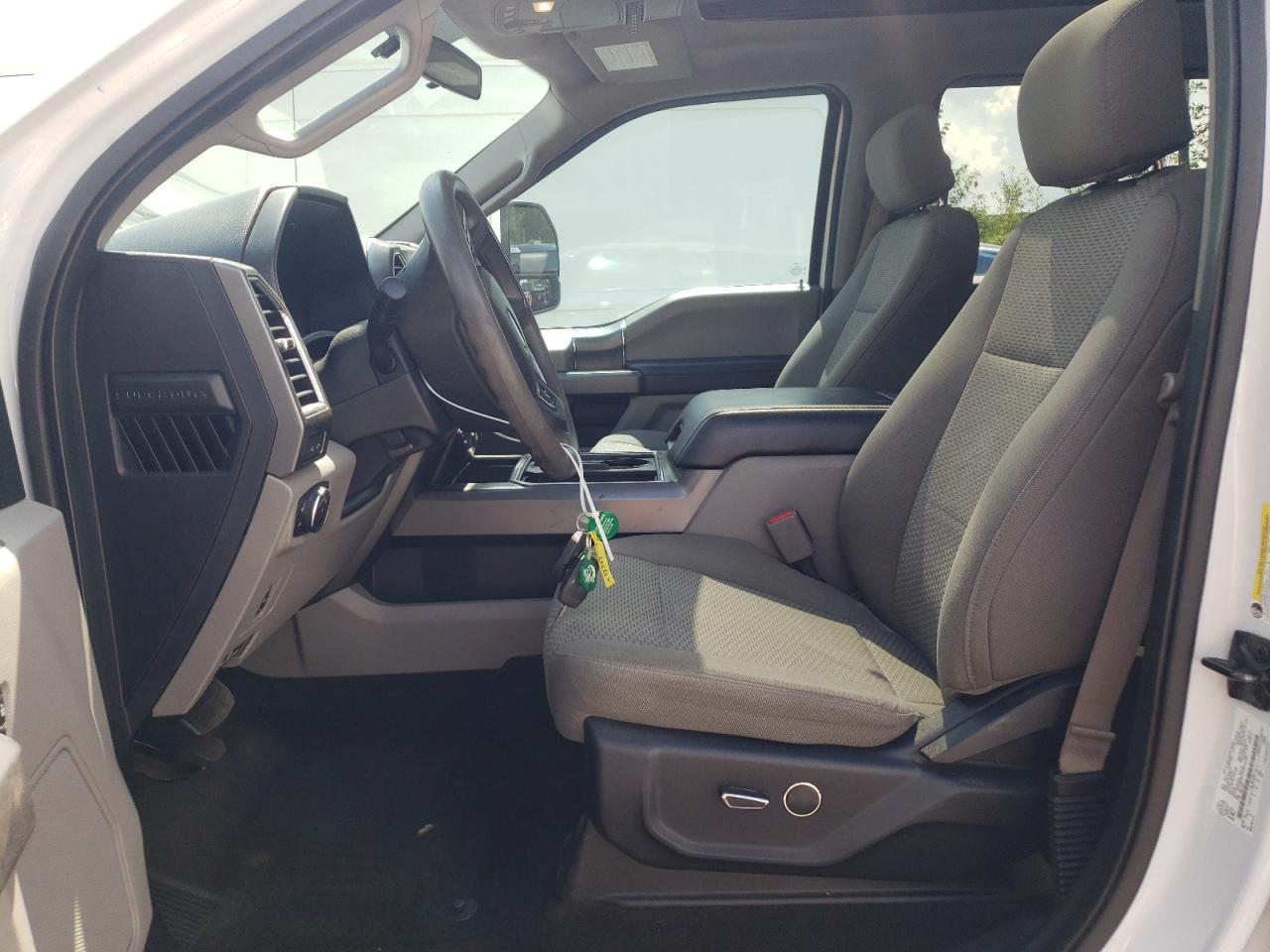 2017 Ford F250 Super Duty - Image 7