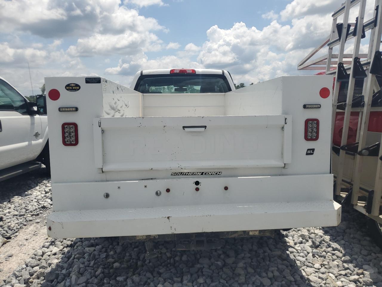 2017 Chevrolet Silverado K2500 Heavy Duty - Image 6