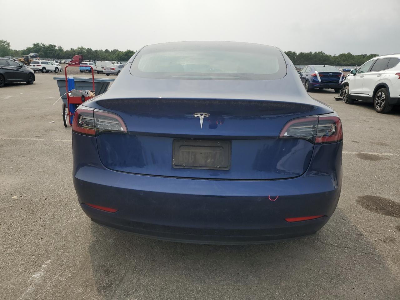 2019 Tesla Model 3 - Фото 6