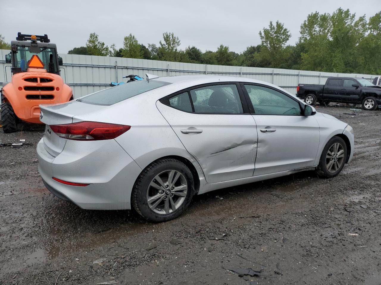 2017 Hyundai Elantra Se - Фото 3