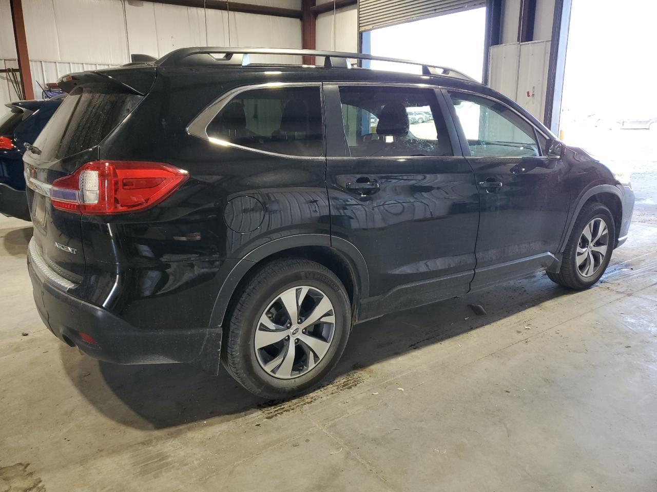 2021 Subaru Ascent Premium - Фото 3