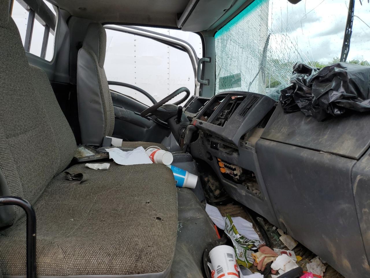 2019 Isuzu Npr-Hd Crew Cab Flatbed Truck - Фото 5