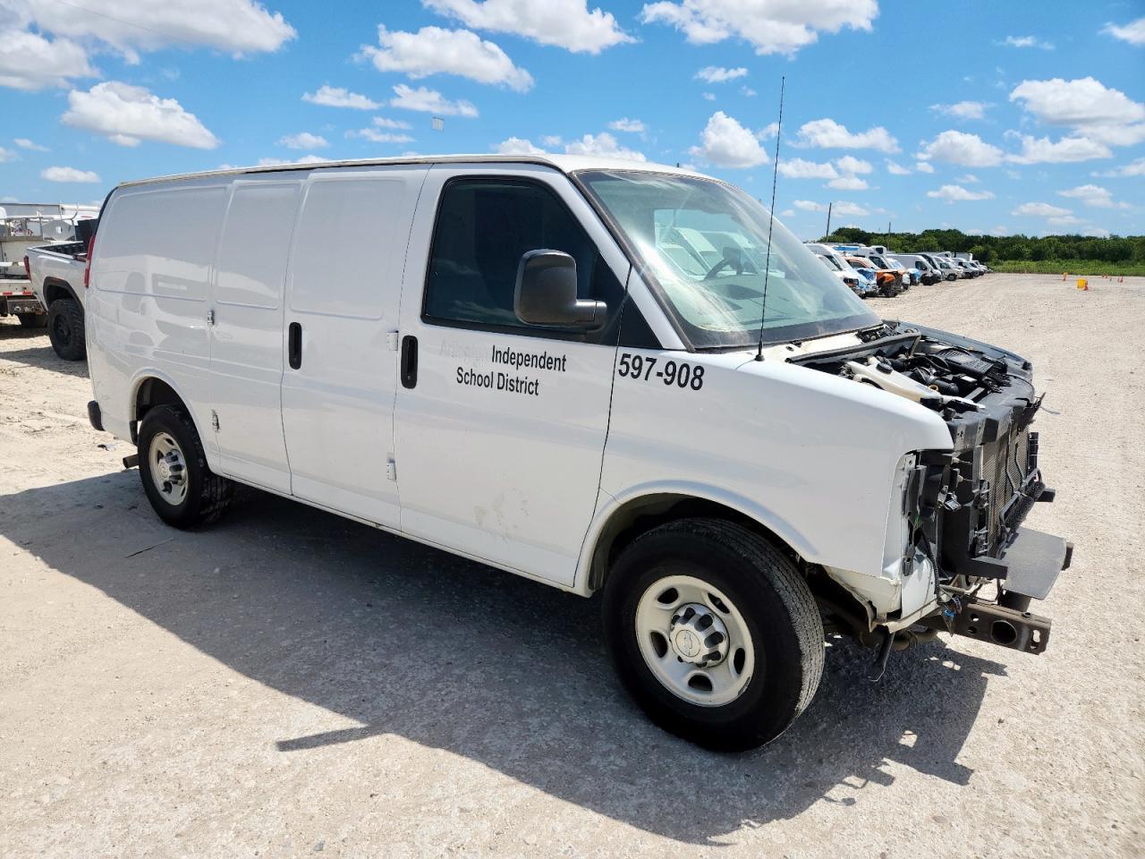 2015 Chevrolet Express G2500 - Фото 4