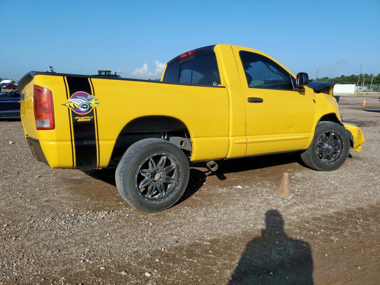 2005 Dodge Ram 1500 St - Фото 3