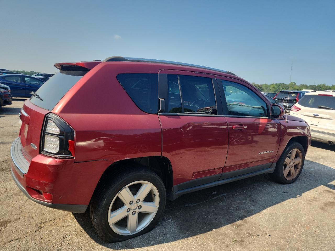 2014 Jeep Compass Latitude - Фото 3