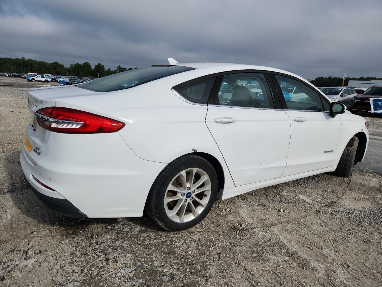 2019 Ford Fusion Se - Фото 3