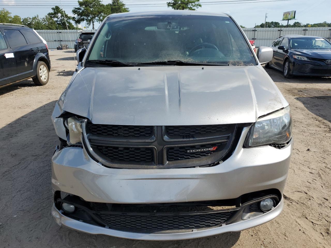 2016 Dodge Grand Caravan Sxt - Image 5