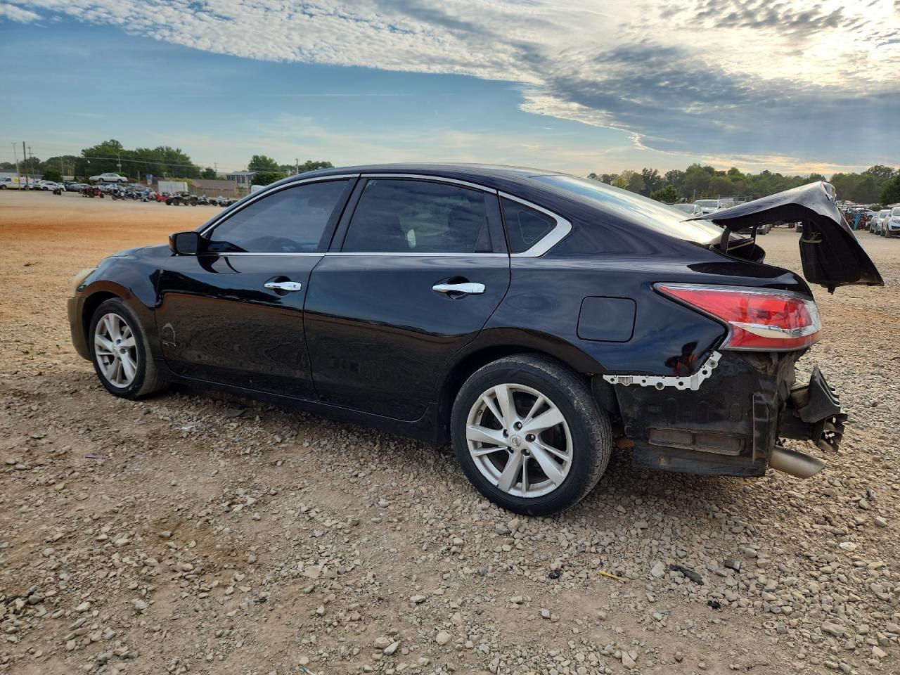 2014 Nissan Altima 2.5 - Image 2