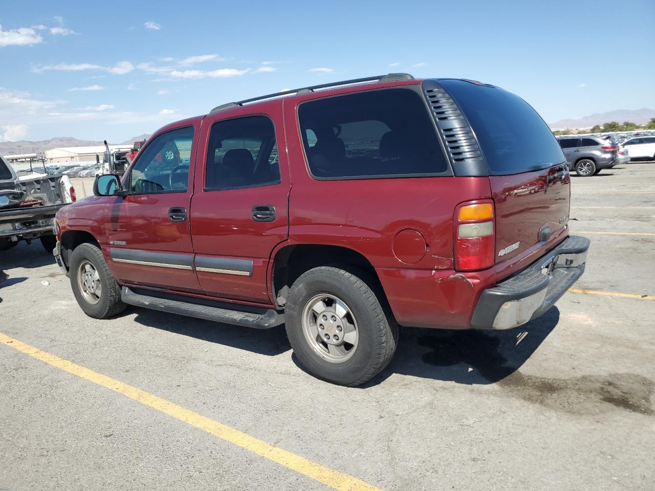 2003 Chevrolet Tahoe C1500 - Image 2