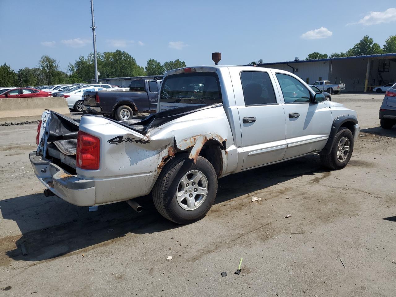 2006 Dodge Dakota Quad Slt - Фото 3