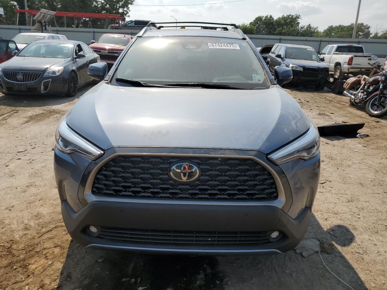 2023 Toyota Corolla Cross Xle - Image 5