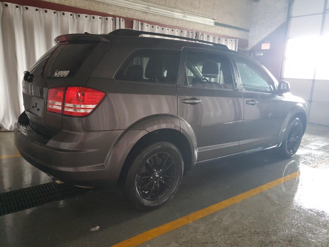 2020 Dodge Journey Se - Фото 3