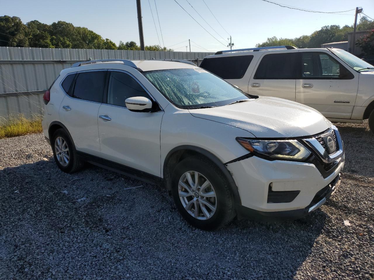 2017 Nissan Rogue S - Фото 4