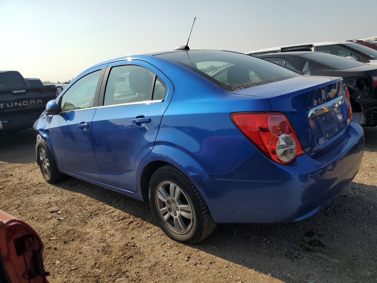 2016 Chevrolet Sonic Lt - Фото 2