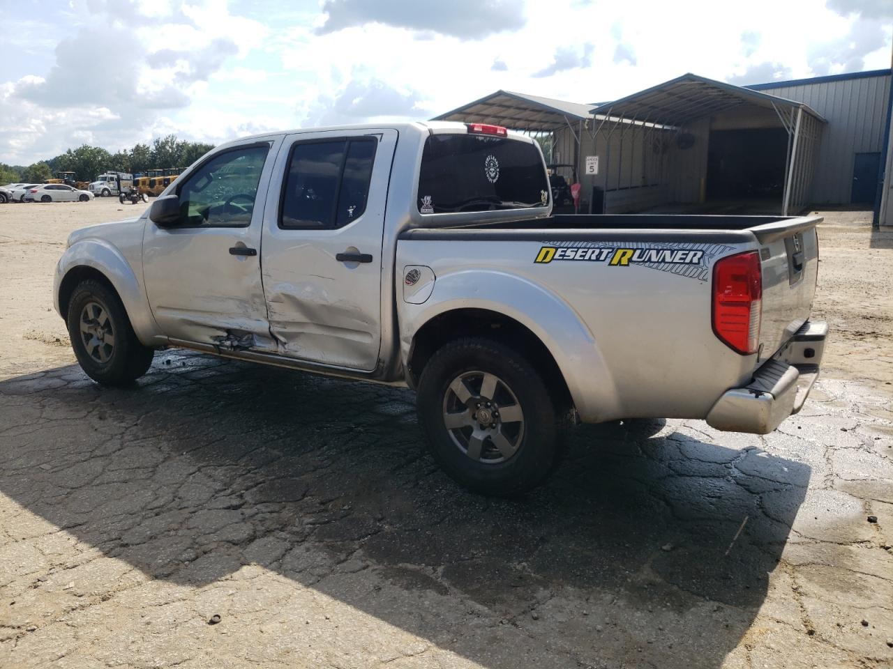 2013 Nissan Frontier S - Image 2