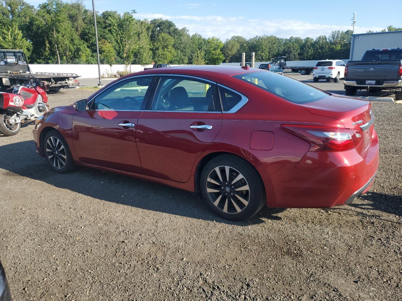 2018 Nissan Altima 2.5 - Фото 2